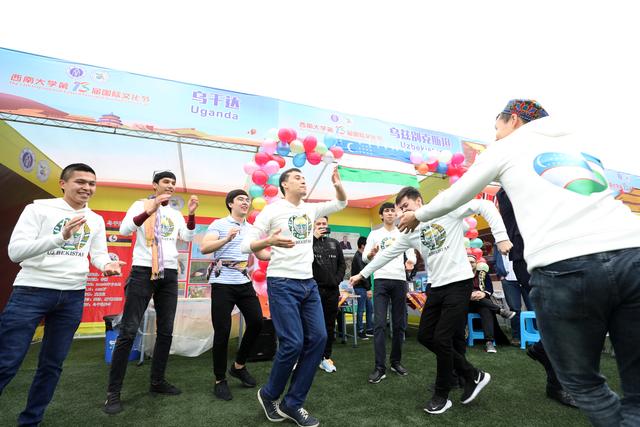 歌舞美食齐聚sunbet申搏第13届国际文化节有“看事”